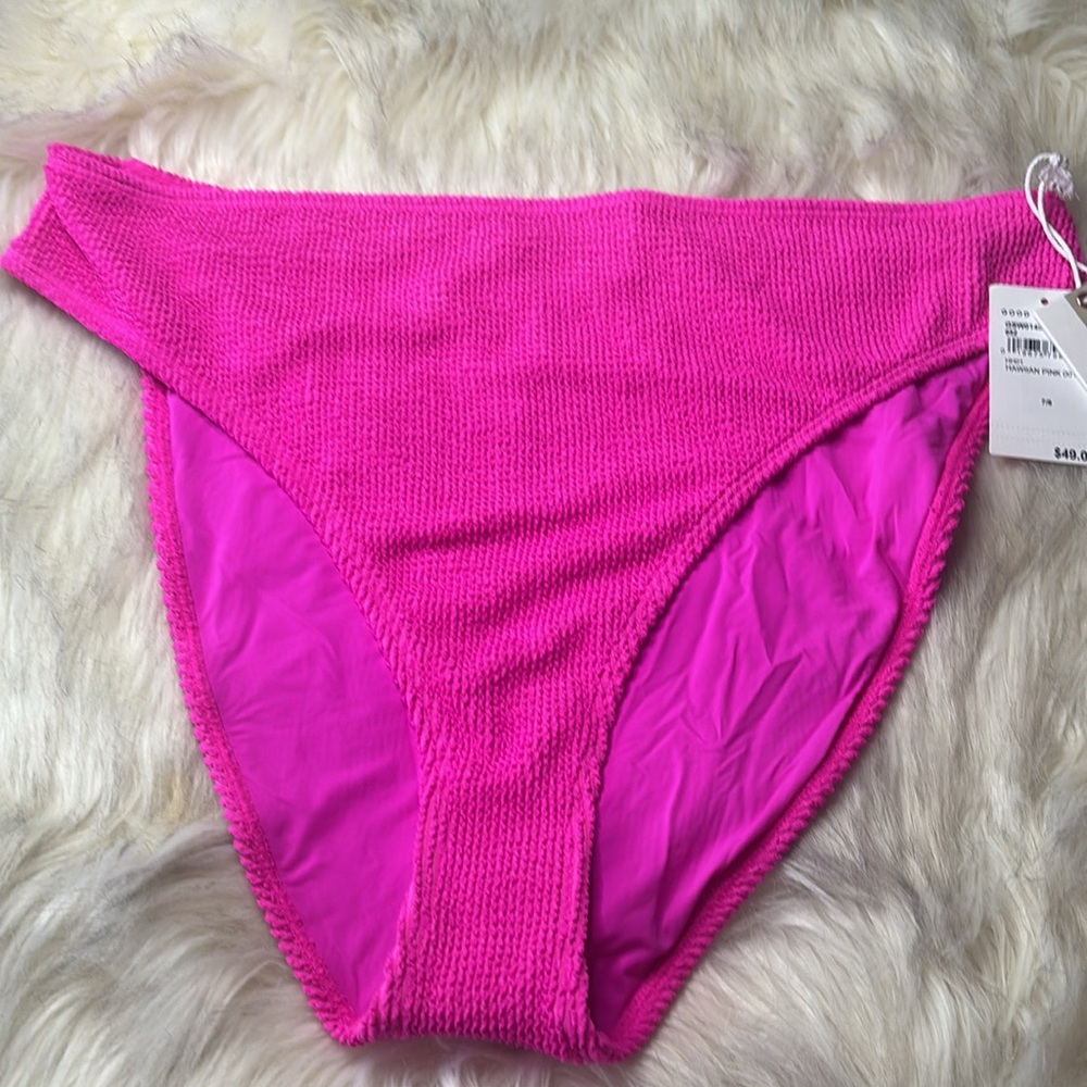 Good American Bottoms 🆕
Hawaiian Pink 
size 7/8